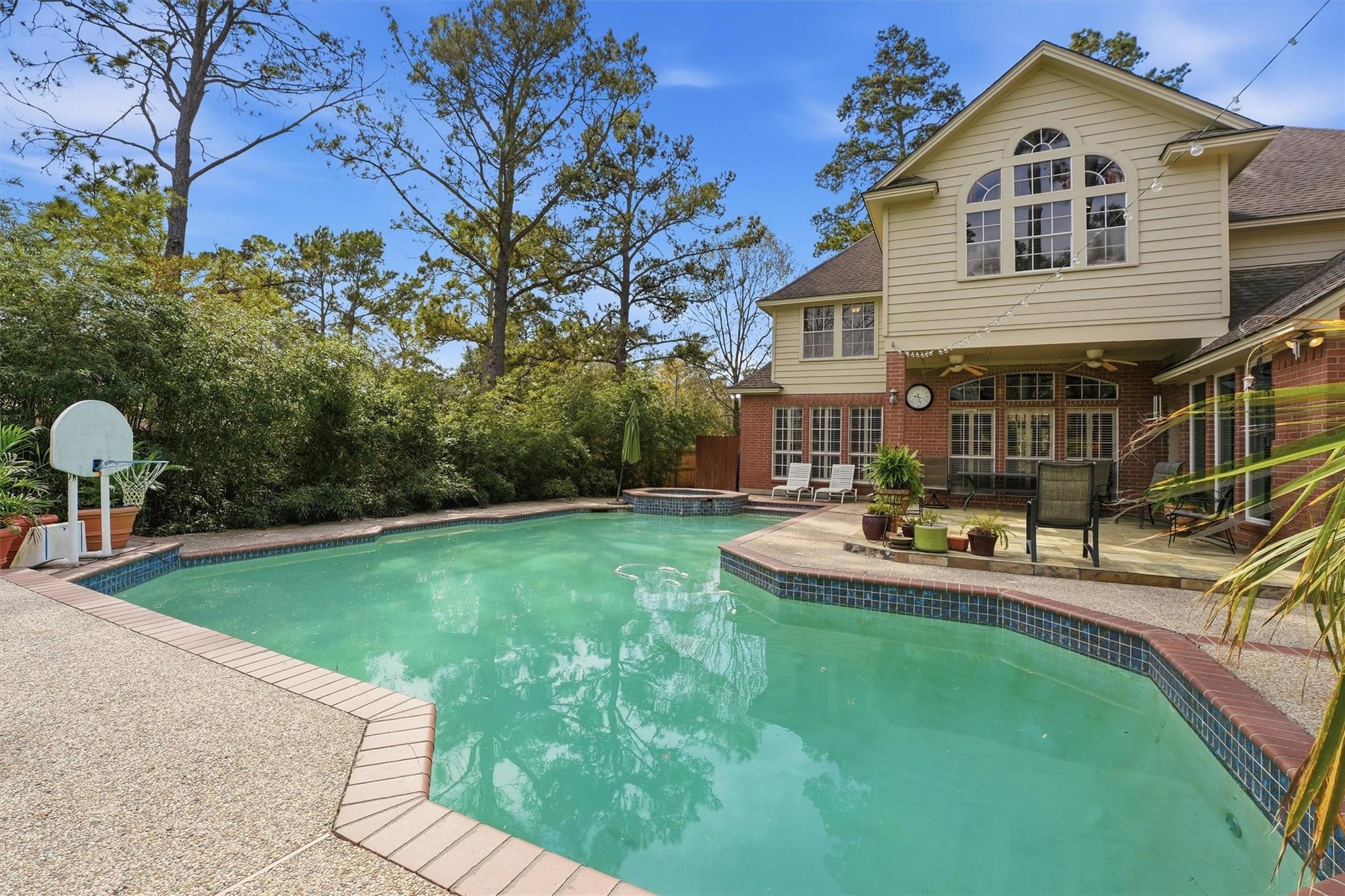 1802 Lofty Maple Trail