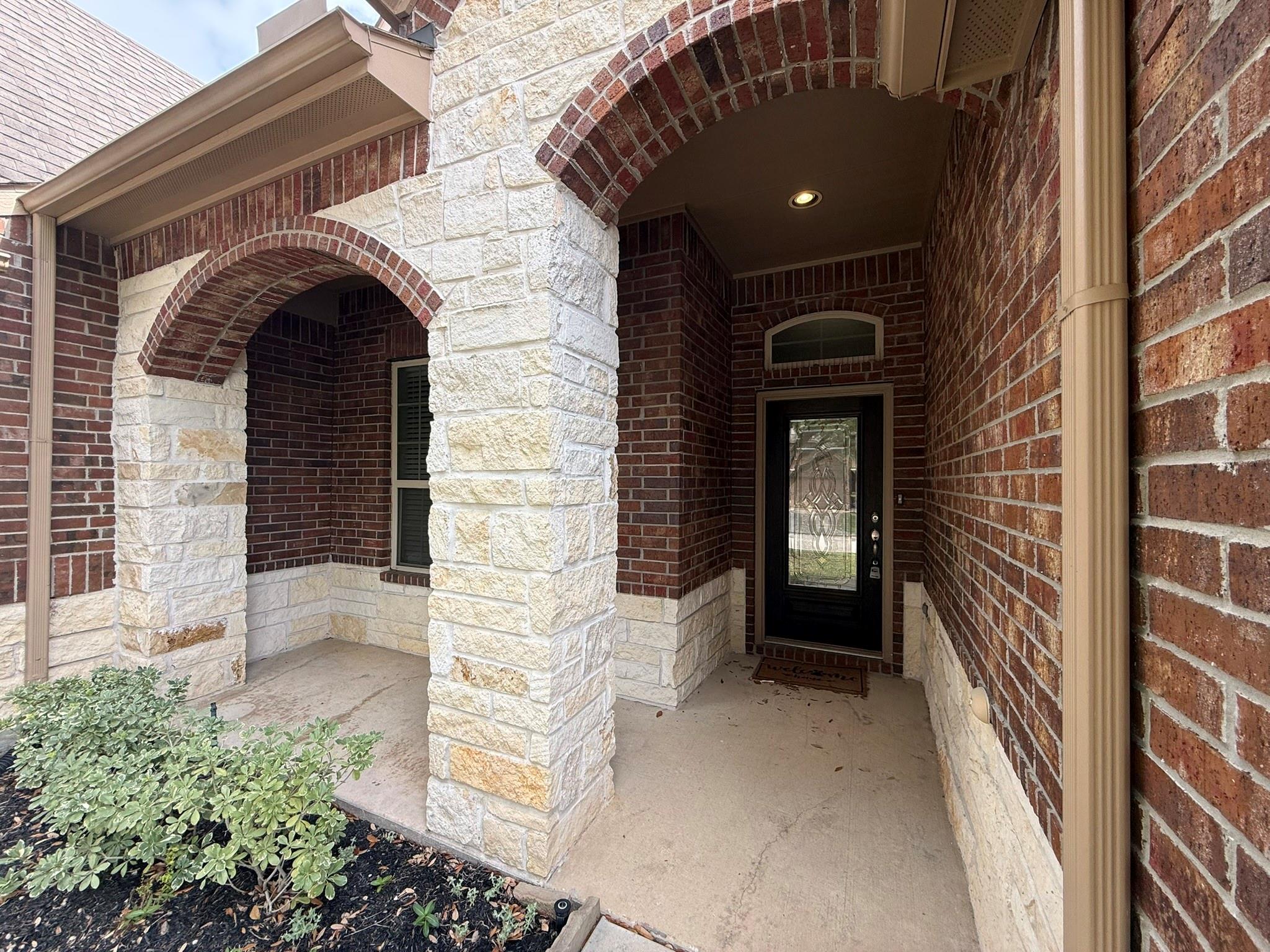 19622 Candlewood Oaks Lane