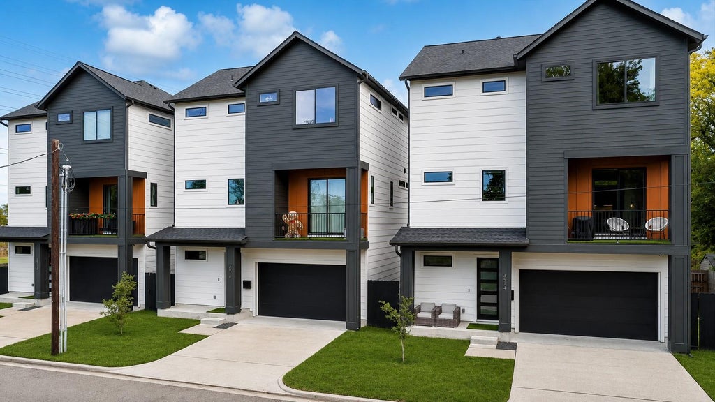 Photo of 3514 Arlington Street, Houston, TX 77018 (MLS # 34117286)