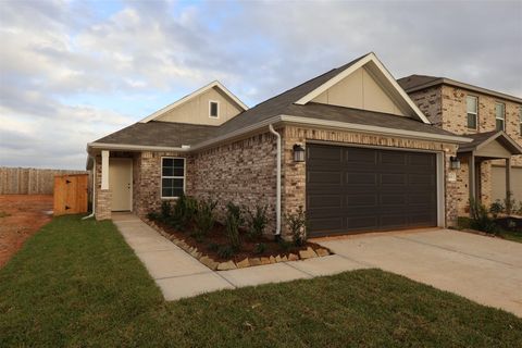 Photo of 633 Falling Cave Drive, Willis, TX 77378 (MLS # 4641028)