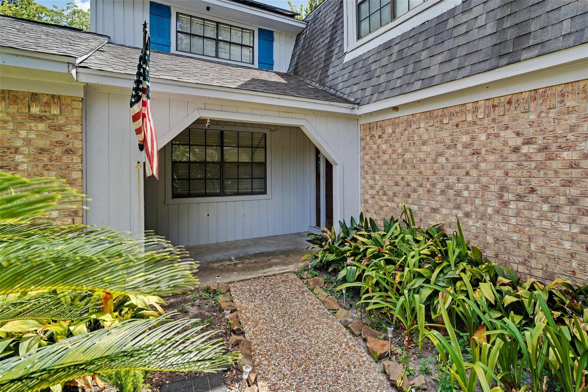 2316 Acacia Street