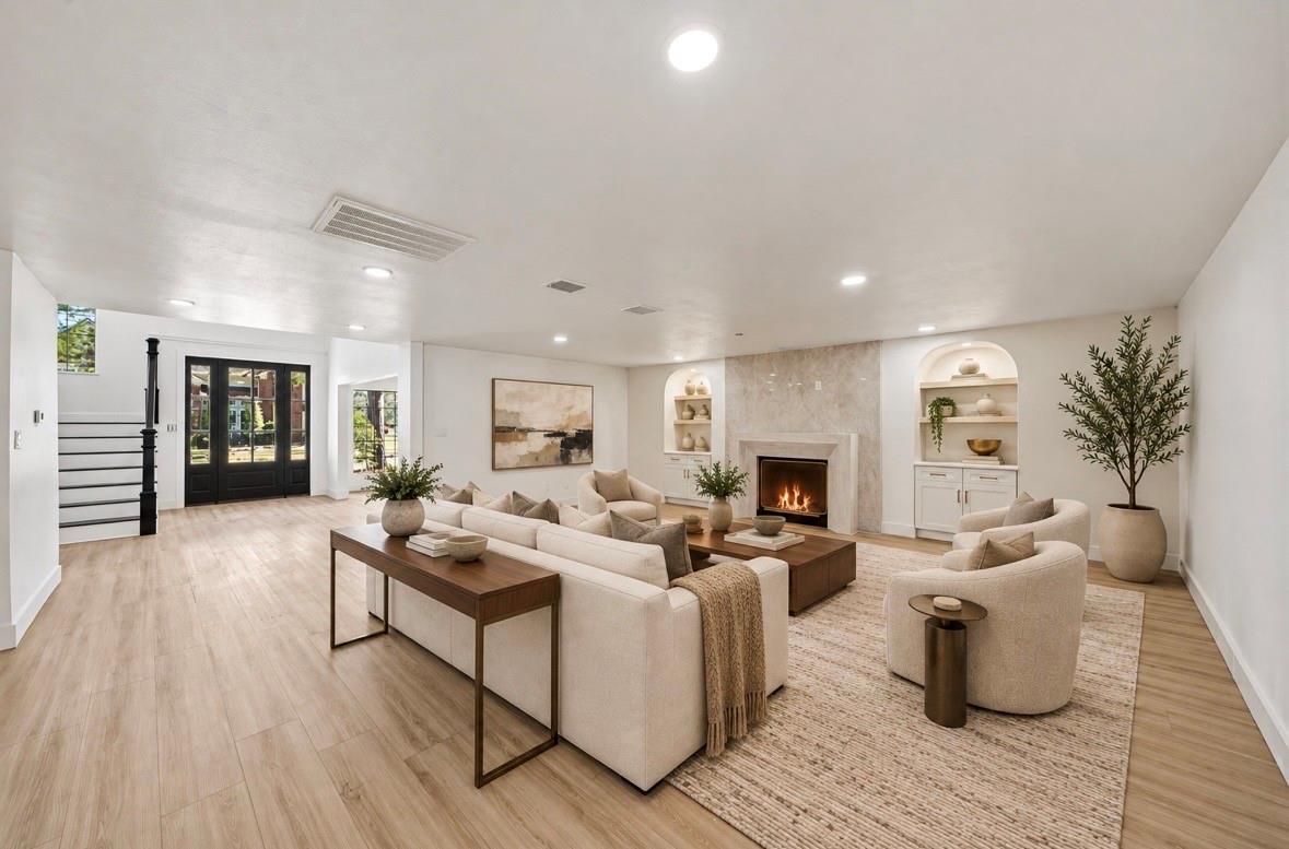 2304 Eagles Way