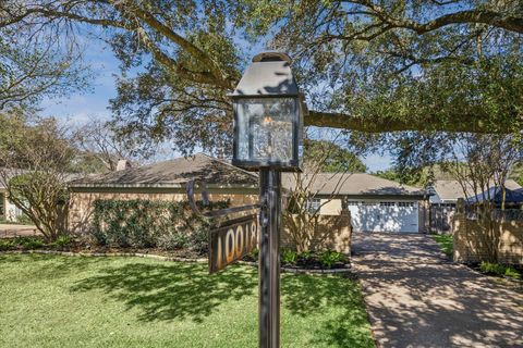 Tiny photo for 10018 Locke Lane, Houston, TX 77042 (MLS # 43812561)