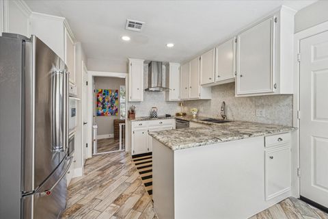 Tiny photo for 10018 Locke Lane, Houston, TX 77042 (MLS # 43812561)