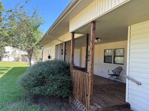 Photo of 13172 S Lee Shore Drive, Willis, TX 77318 (MLS # 62646892)