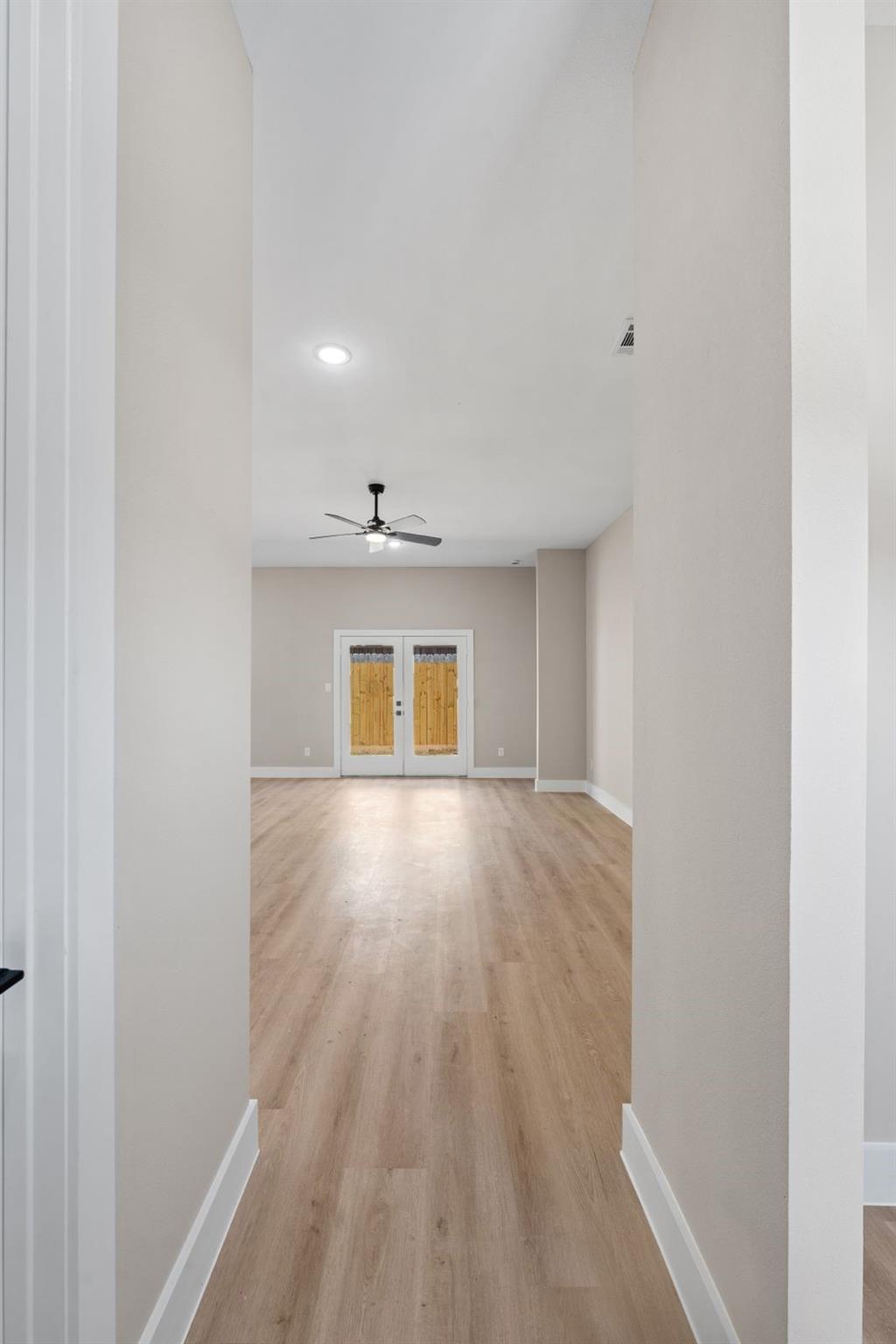 20023 Venetto Street Circle