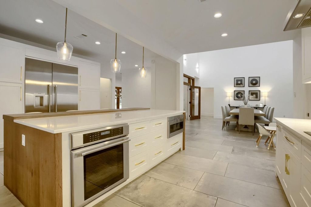 Photo of 14107 Carolcrest Circle, Houston, TX 77079 (MLS # 67083718)