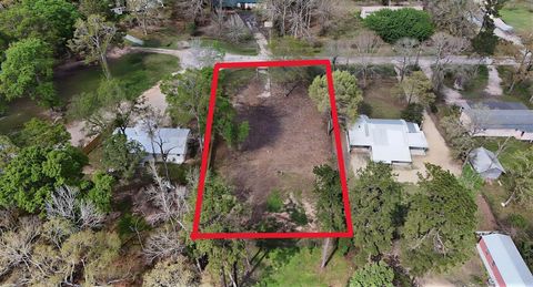 Photo of 17708 Ellzey Lane, Conroe, TX 77302 (MLS # 77178155)