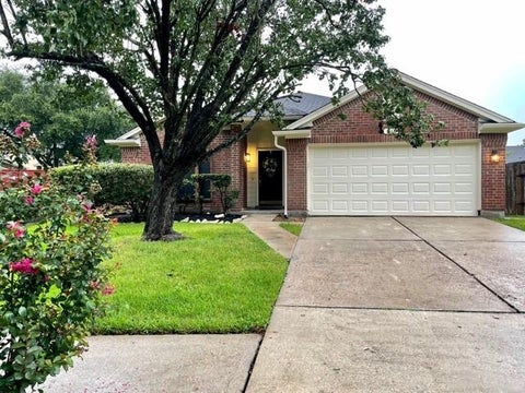 Photo of 318 Old Spring Lane, Houston, TX 77015 (MLS # 91386375)