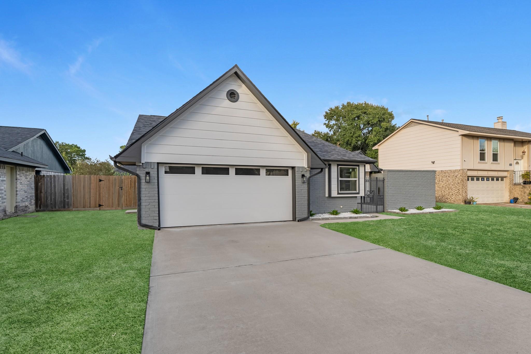 15414 Swan Creek Drive
