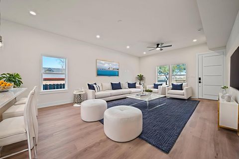 Tiny photo for 234 E 39th Street, Houston, TX 77018 (MLS # 24726521)