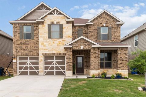 Photo of 672 Valley Gdn Gdn, New Braunfels, TX 78130 (MLS # 31112992)