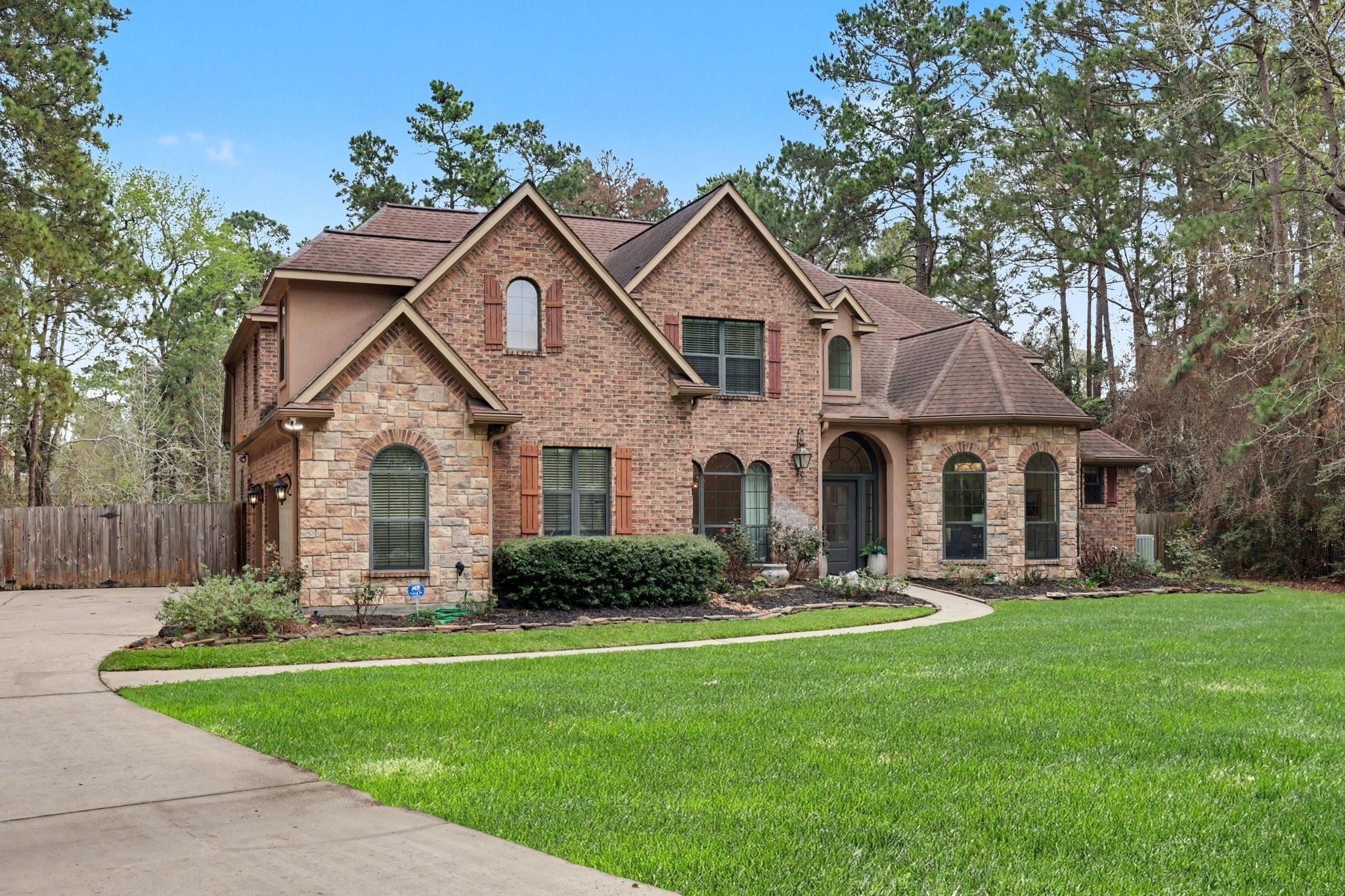 27726 Tiverton Court