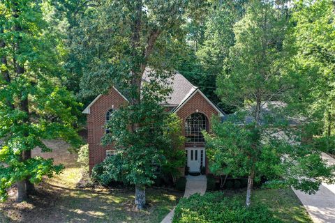 1002 Amesbury Court Huntsville TX 77340