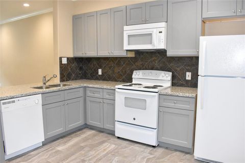 Photo of 4702 11th St, Bacliff, TX 77518 (MLS # 47634214)