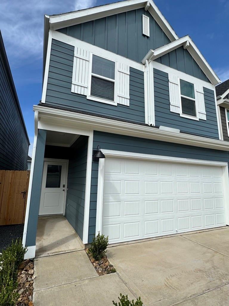3514 Goldfinch Woods Dr