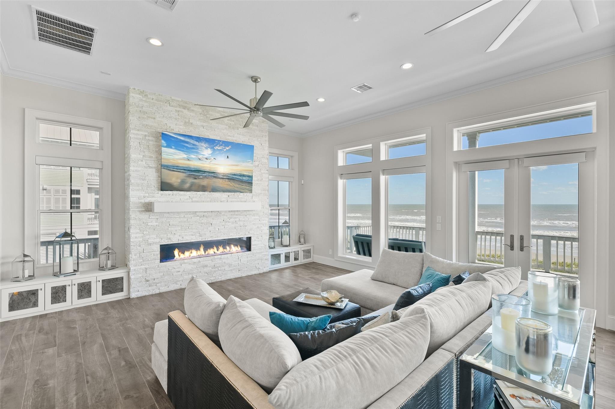 11707 Beachside