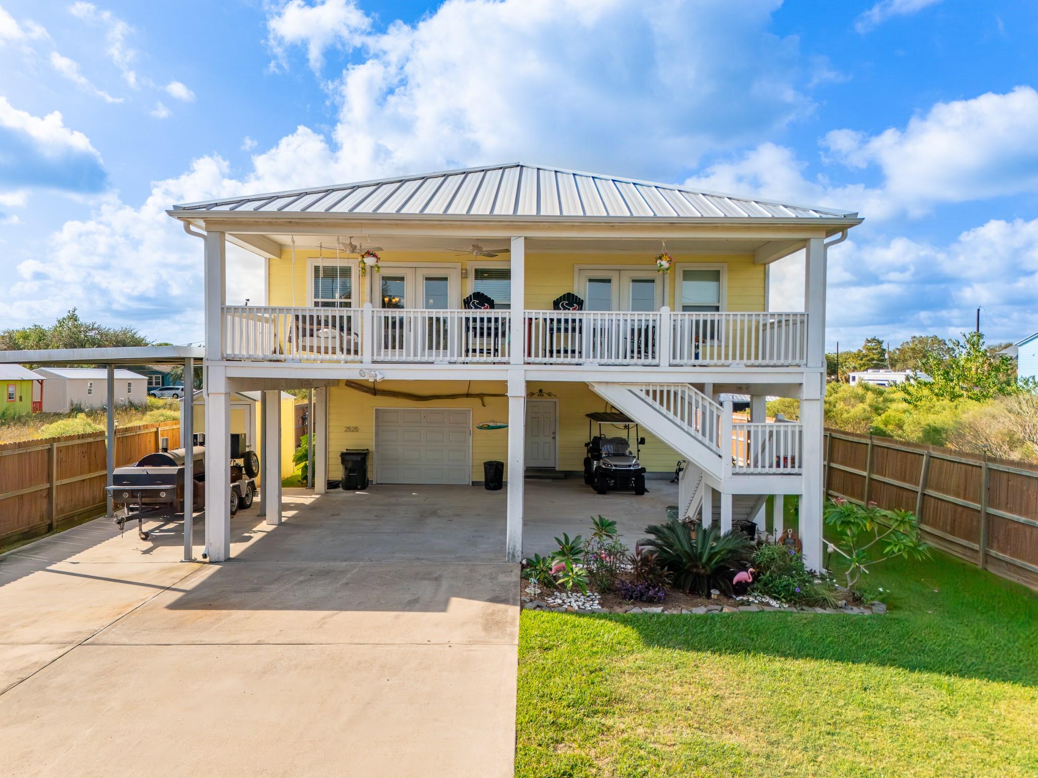 2525 E Bayshore Drive