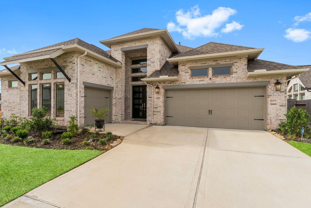 Photo of 19227 Seabiscuit Stable Trail, Tomball, TX 77377 (MLS # 55637590)