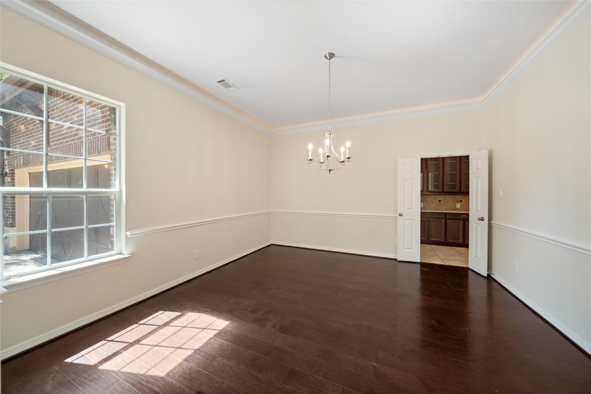 7003 Dunbarton Drive