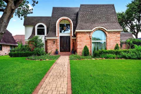 Photo of 926 Ivy Wall Drive, Houston, TX 77079 (MLS # 66853281)