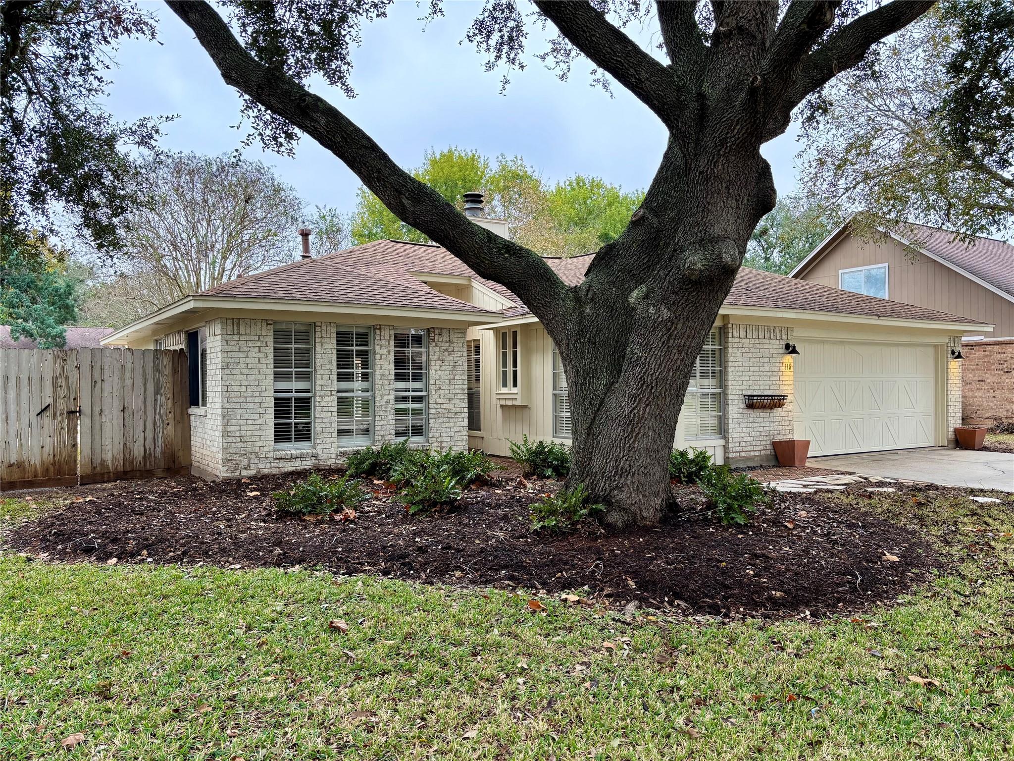 116 Bougainvillea Street