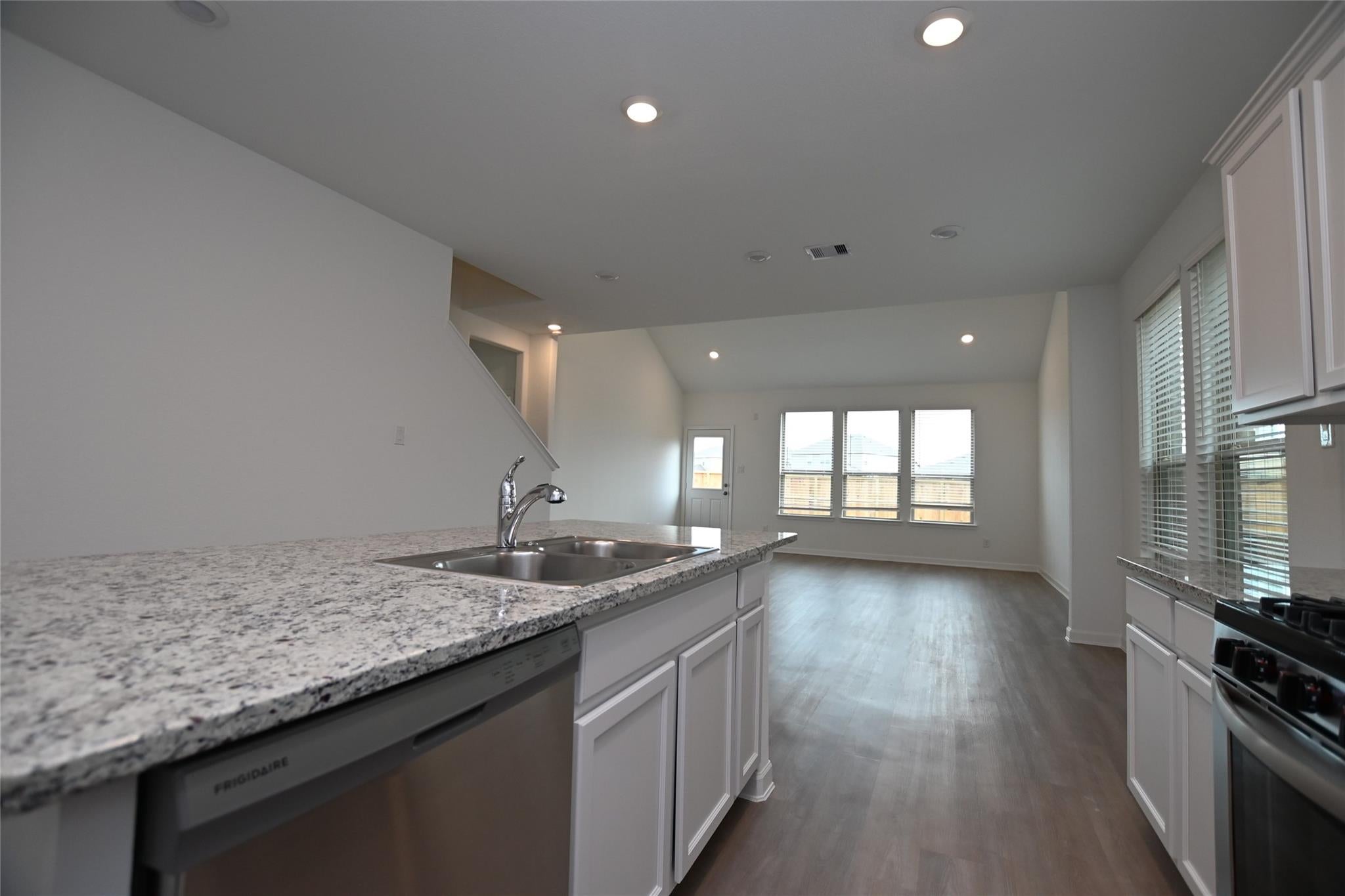 3306 Driftwood Meadow Lane