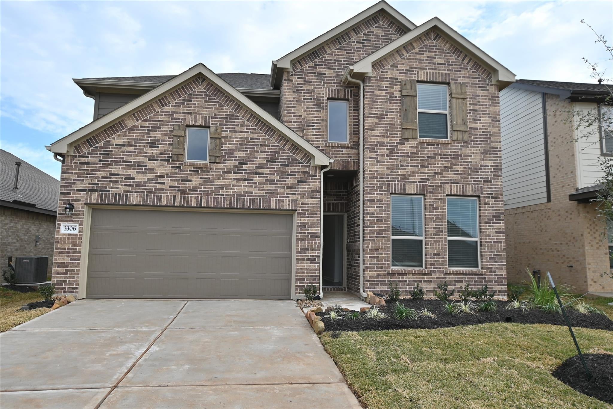 3306 Driftwood Meadow Lane