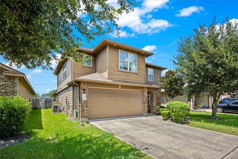 Homes For Sale - 14118 Brunswick Place Drive<br/> Houston, TX 77047