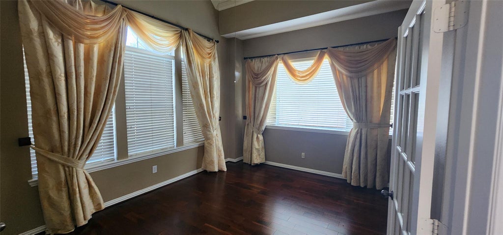 Photo of 7023 Paintbrush Trail, Katy, TX 77494 (MLS # 22951909)