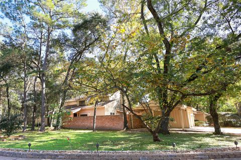 Tiny photo for 2302 W Settlers Way, The Woodlands, TX 77380 (MLS # 74220978)