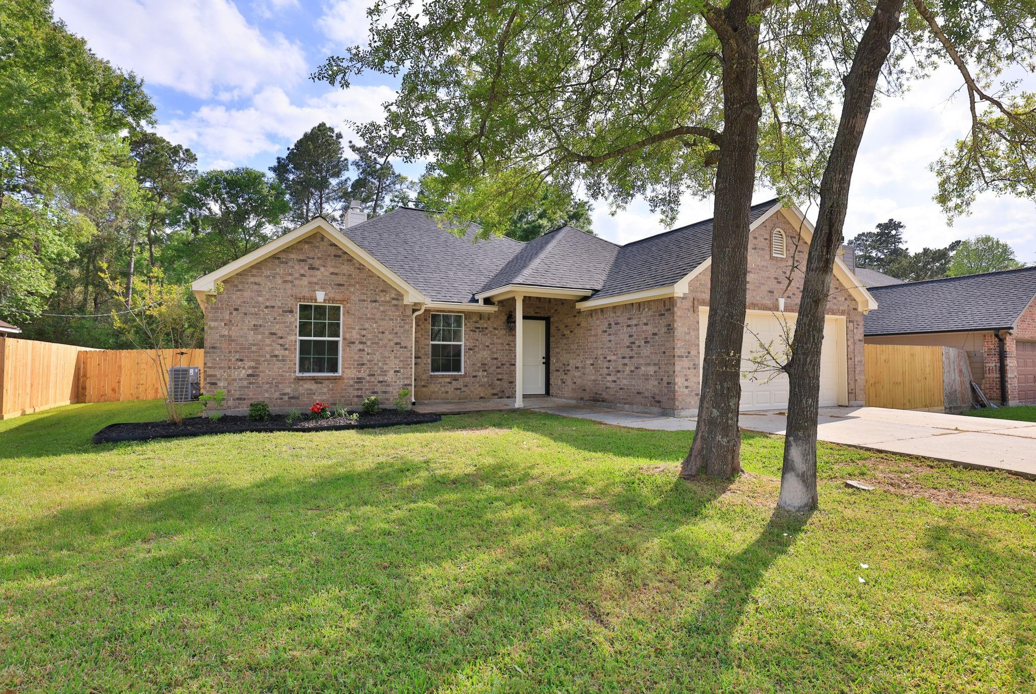 1241 Chateau Woods Parkway Drive