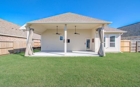 Tiny photo for 610 Rain Cloud Drive, Baytown, TX 77523 (MLS # 74986066)