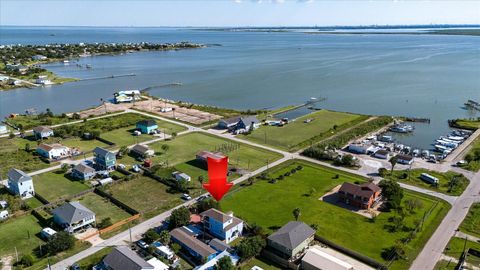 Photo of 1026 21st Street, San Leon, TX 77539 (MLS # 86887818)