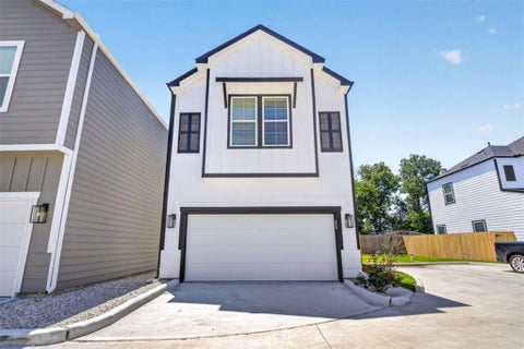 Photo of 8135 Esther Acres Lane, Houston, TX 77088 (MLS # 79353167)
