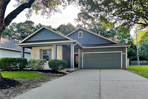 Photo of 17906 Magenta Springs Drive, Humble, TX 77346 (MLS # 94226221)