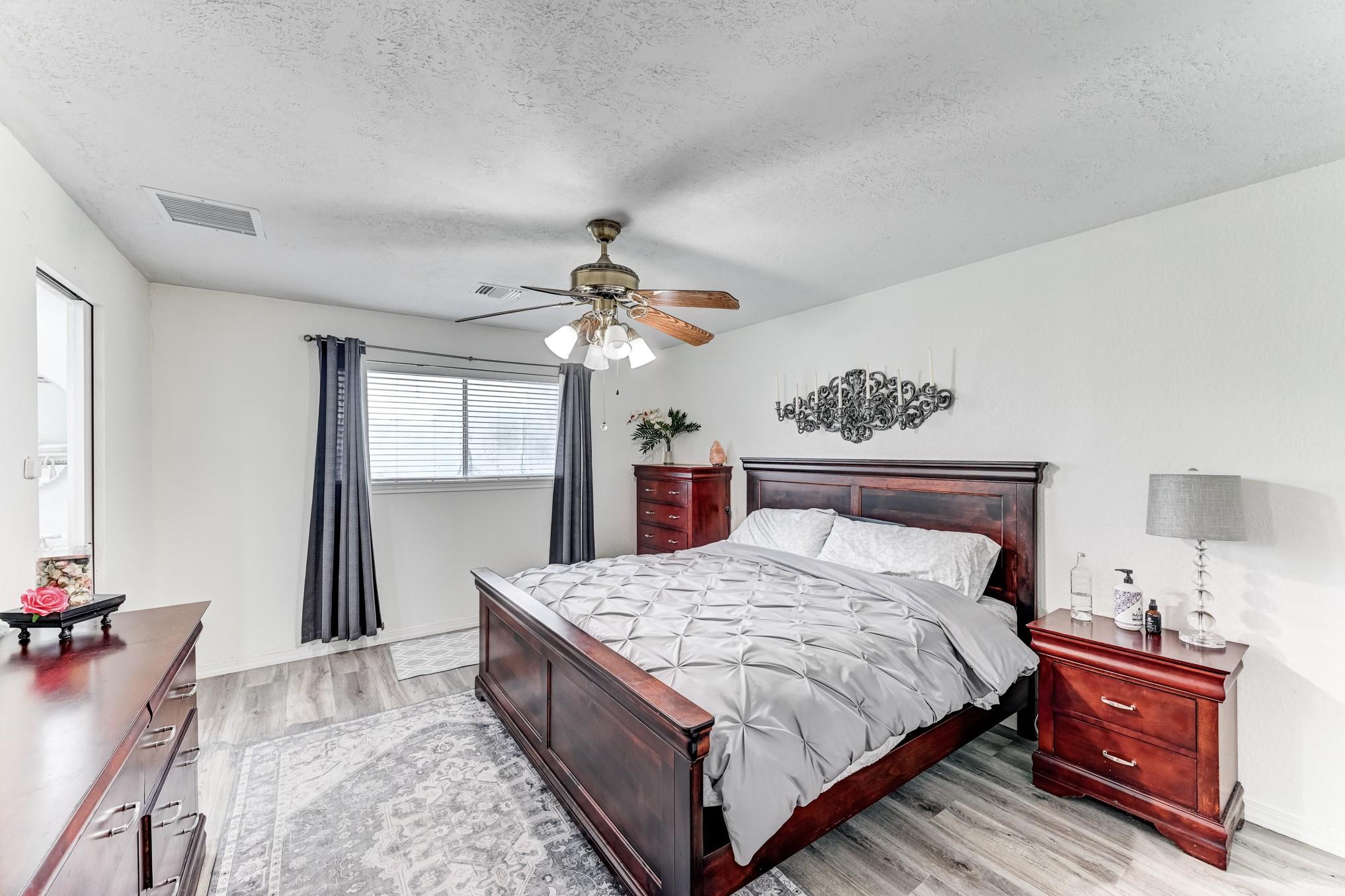 1130 Old Mill Lane