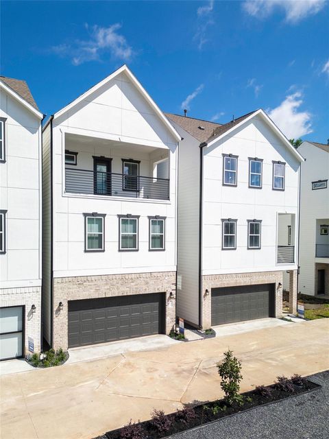 Photo of 5502 Wheatley Street, Houston, TX 77091 (MLS # 79859296) Photo of 5502 Wheatley Street, Houston, TX 77091 (MLS # 79859296)