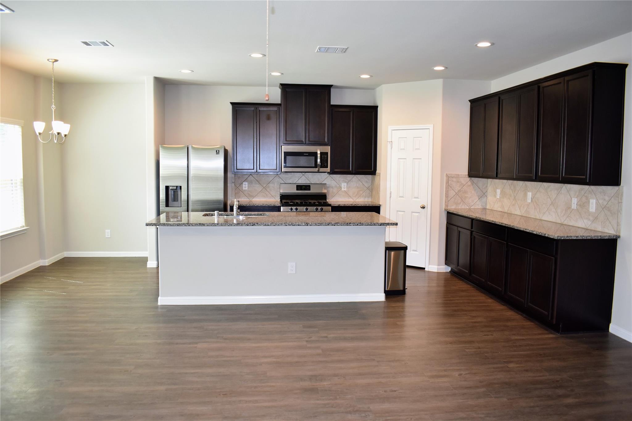 3622 Vista Pointe Drive
