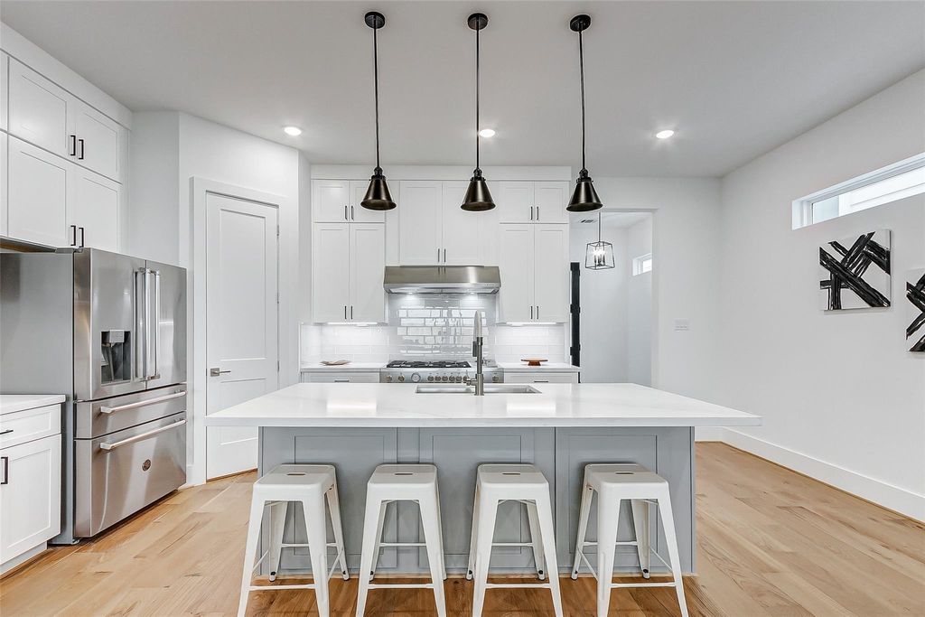 Photo of 7818 Janak Drive #B, Houston, TX 77055 (MLS # 87436024)