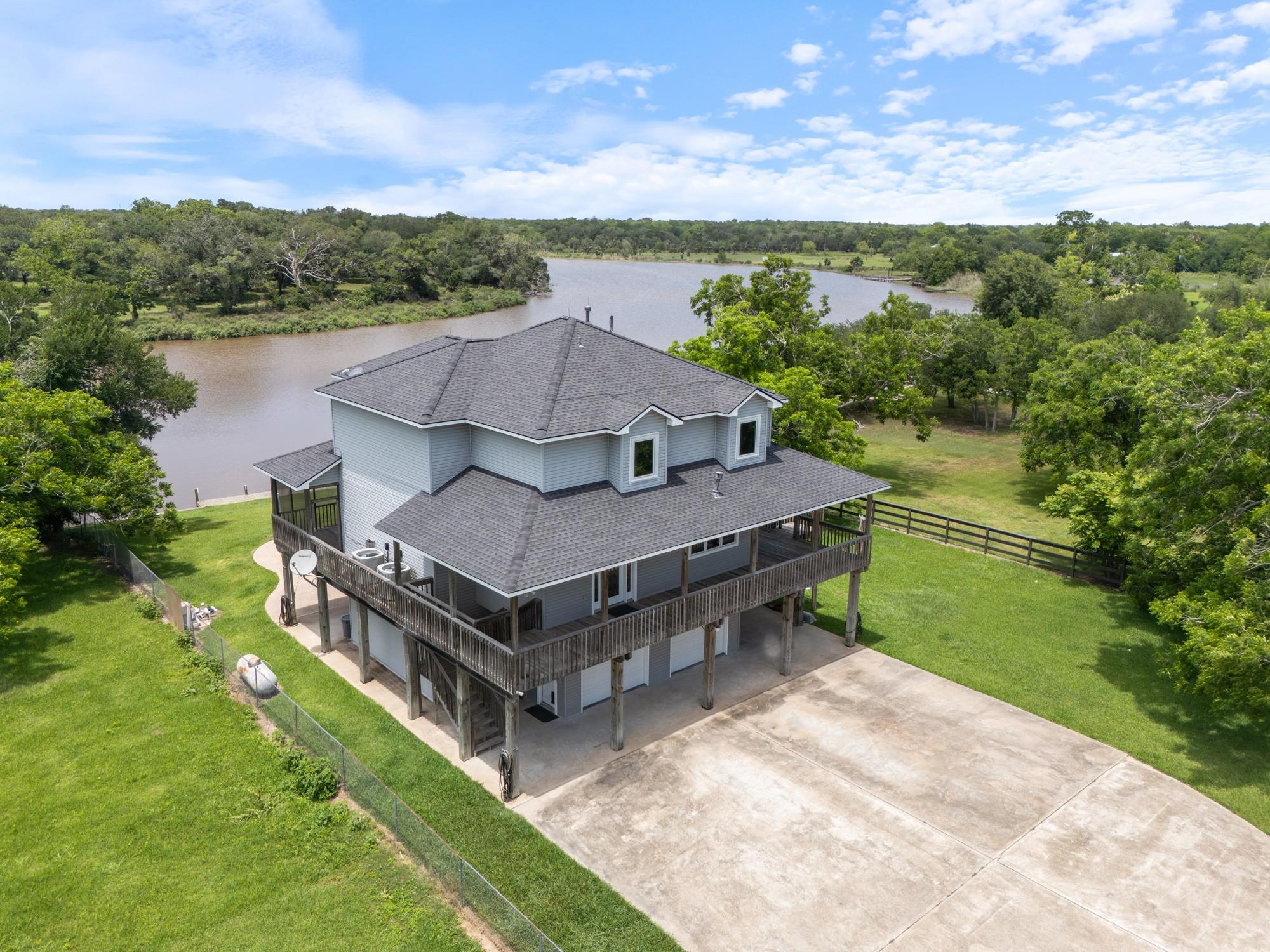 3054 Fm 2611 Road