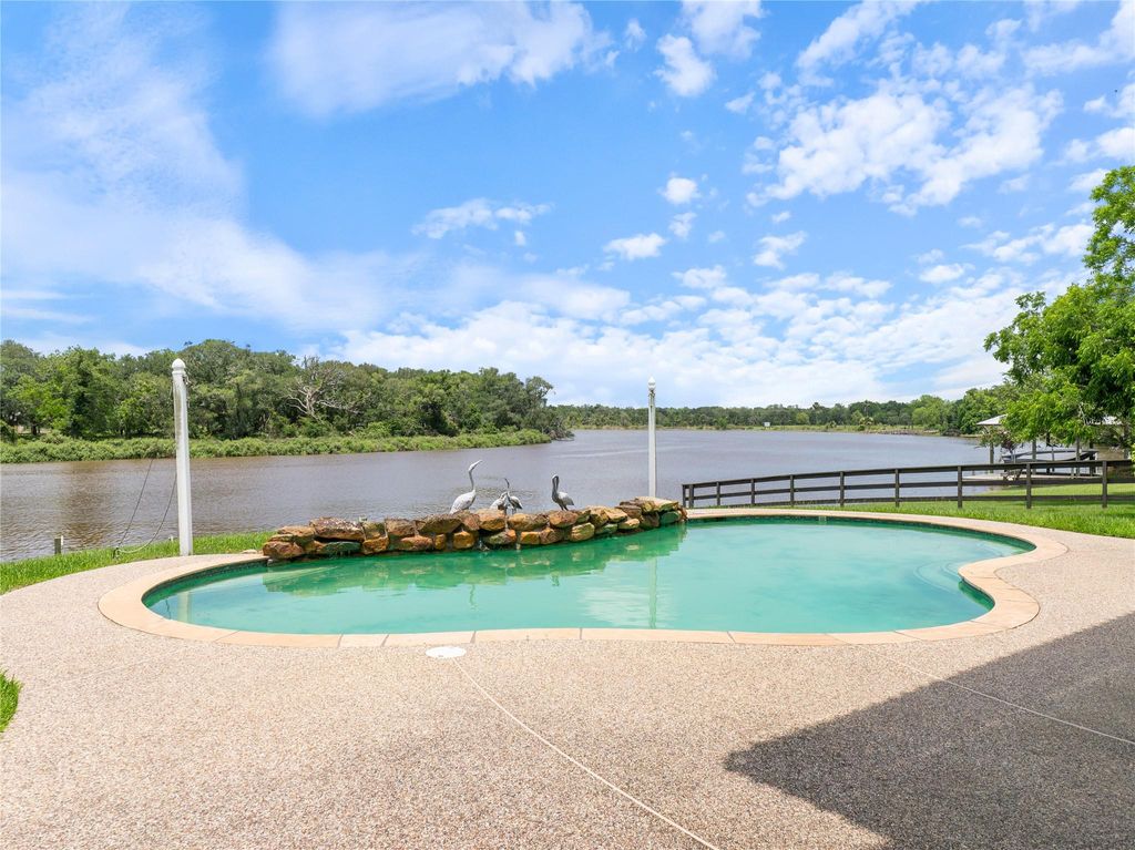 Photo of 3054 Fm 2611 Road, Brazoria, TX 77422 (MLS # 67170901)