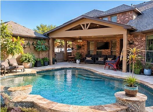2122 Belcara View