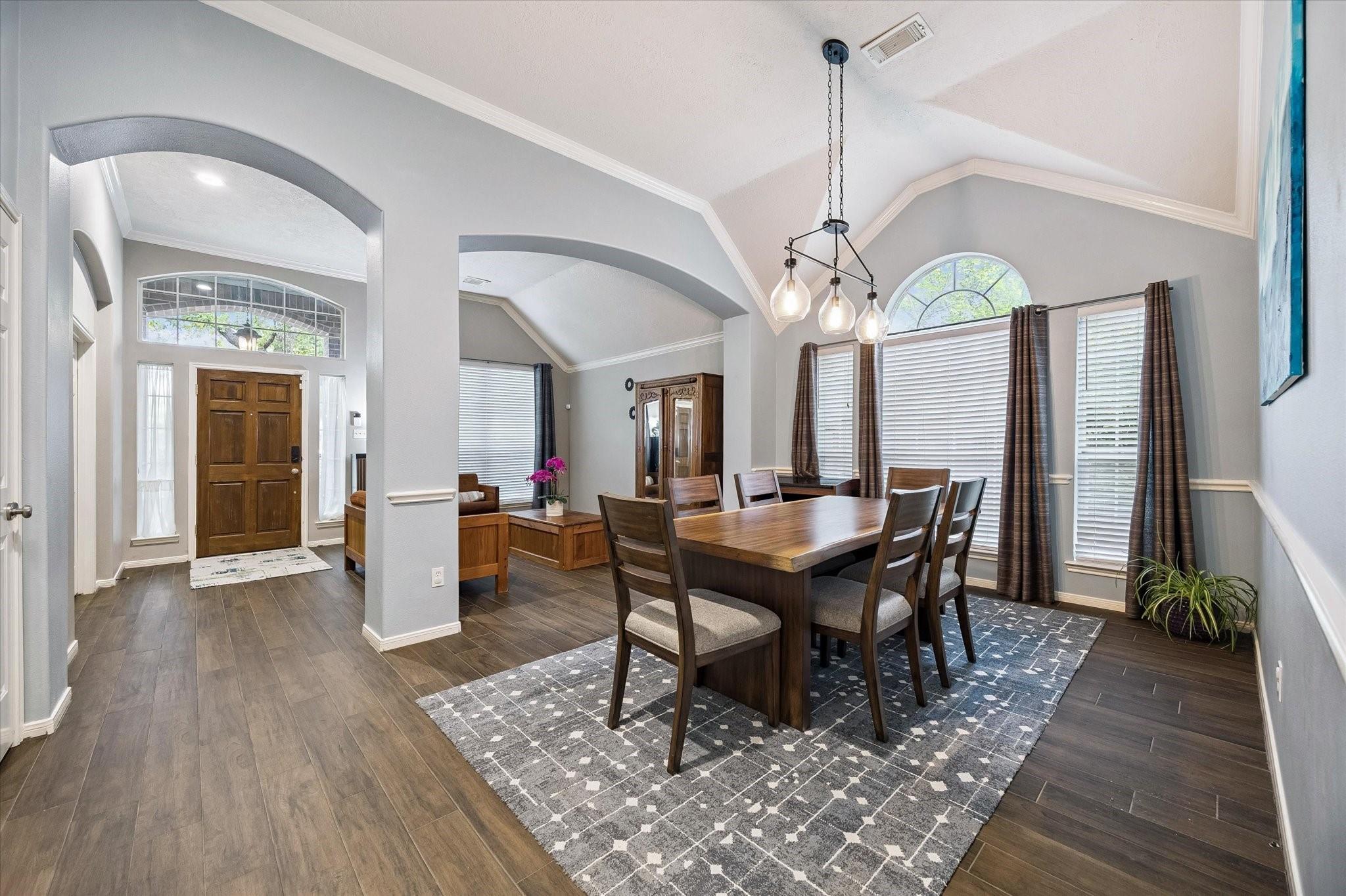 2626 Kenwood Park Lane