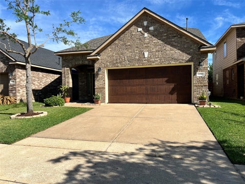 Photo of 9111 Fuqua Ridge Lane, Houston, TX 77075 (MLS # 97309287)