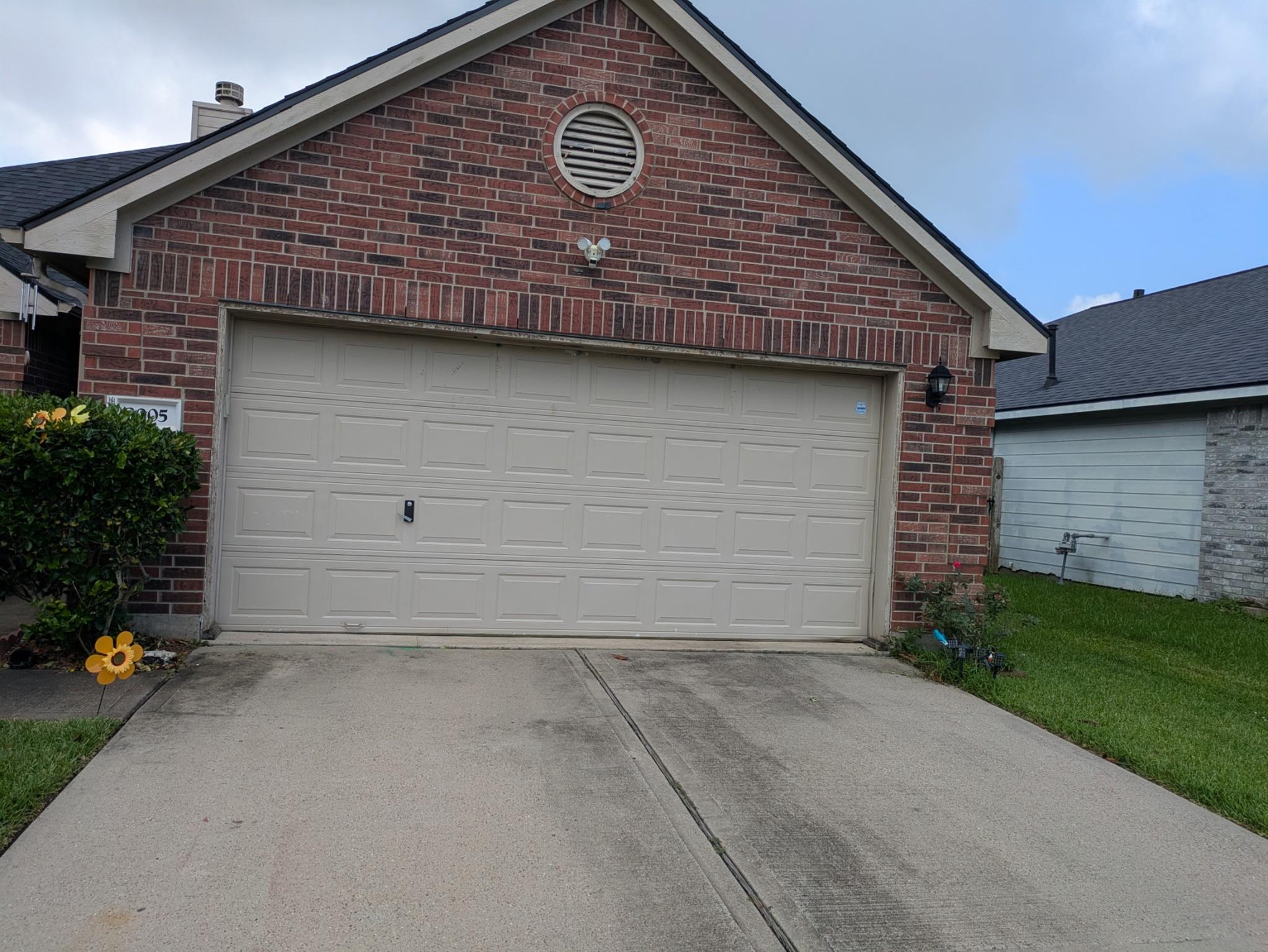 8005 Big Oak Drive