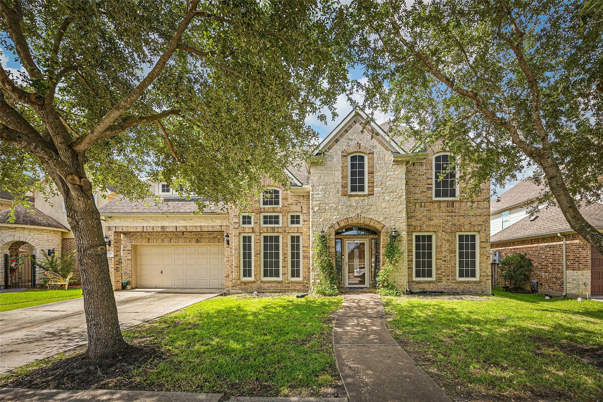 9710 Victoria Rose Lane