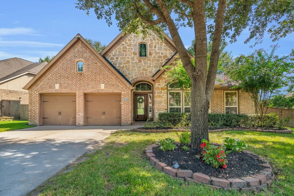 Photo of 119 Colina Vista Way, Montgomery, TX 77316 (MLS # 16043449)