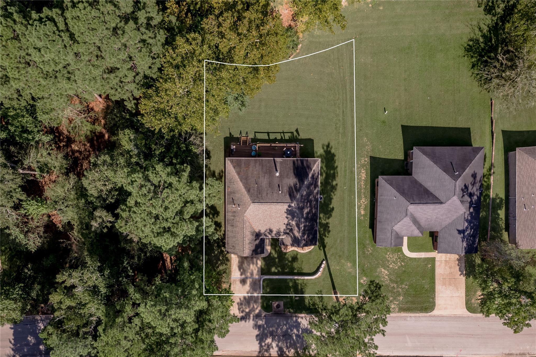 2023 E Lake Drive