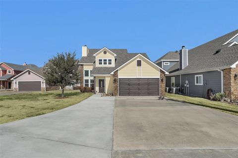 Photo of 300 Weavers Cove, Livingston, TX 77351 (MLS # 39862869)